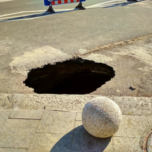 O surpare masivă în Galati provoacă îngrijorare în zona Spicu