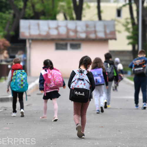 Scădere semnificativă a populației școlare din sistemul național de educație