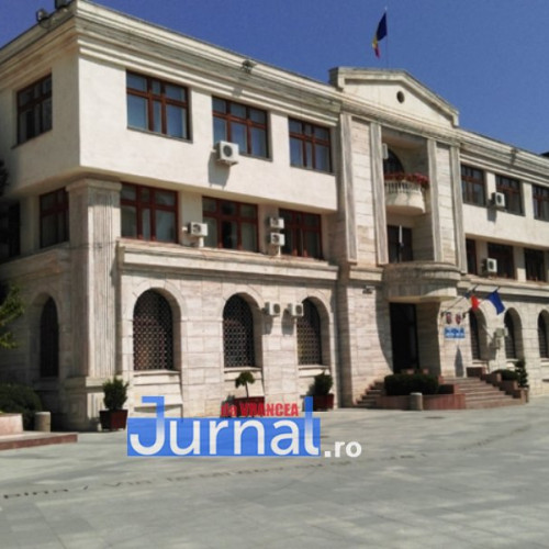 Prima și a doua zi de Rusalii au fost declarate zile libere începând cu anul 2008