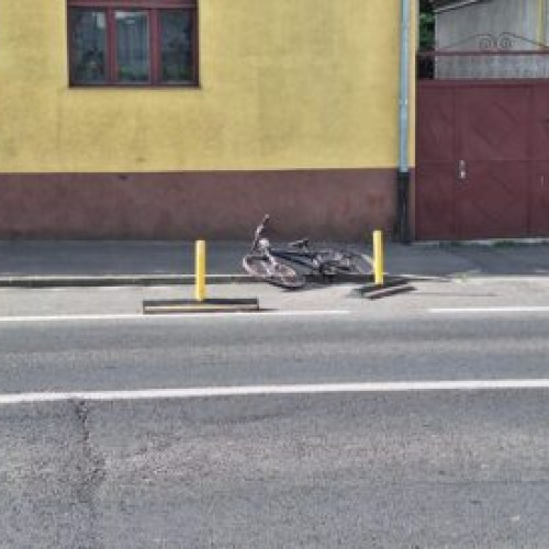 Biciclist Lovit de Mașină pe Strada Nicolae Titulescu din Brașov