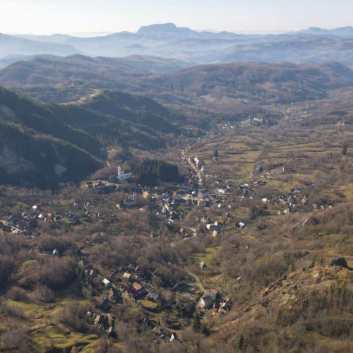 RMGC a rămas fără licența de concesiune pentru exploatarea minereurilor la Roșia Montană