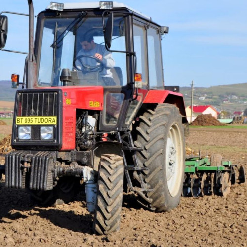 Fermier din Botoșani obligat să plătească 775.000 lei din averea personală din cauza falimentului