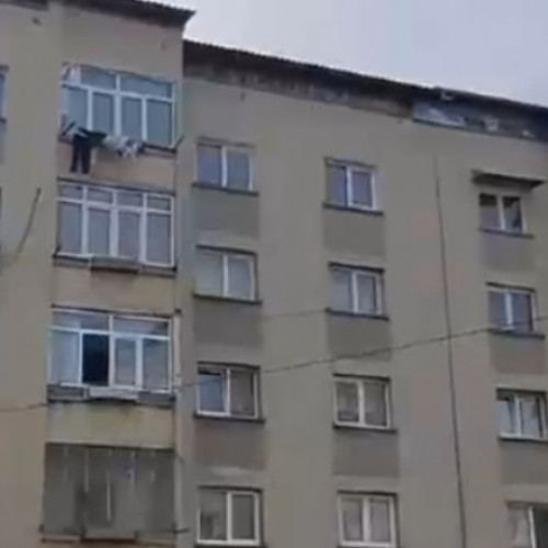 Detalii șocante în cazul fetiței din Olt căzute de la etajul patru