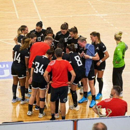 Vacanța fetelor de la Gloria Buzău se apropie de final