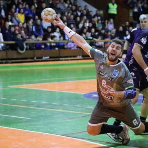 Continua mutările la HC Buzău