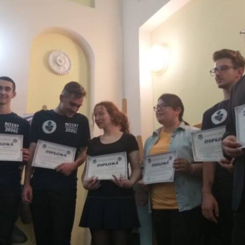 Colegiul Național "B.P. Hasdeu" sărbătorește Ziua Porților Deschise cu premii pentru olimpici și demonstrații de robotică