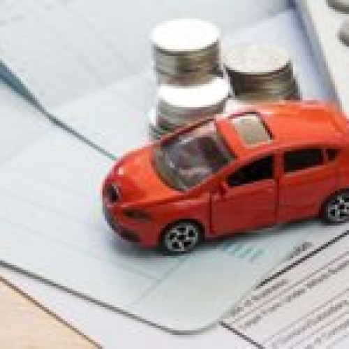 Prețul polițelor RCA rămâne plafonat până la 30 septembrie, a decis Guvernul