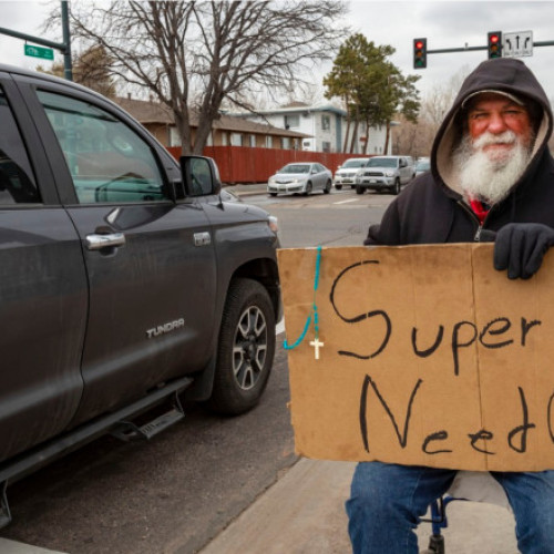 Programul pentru venitul de bază din Denver ajută persoane fără adăpost să își găsească locuințe și locuri de muncă