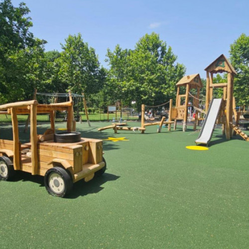 Noi locuri de joacă și spații de fitness deschise în parcurile din București