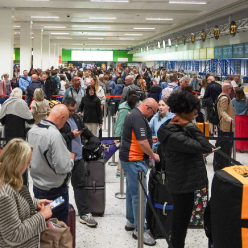 Aeroportul din Manchester isi reia activitatea dupa o pana de curent majora