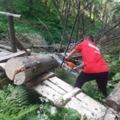 Salvamontiștii din Brașov continuă activitățile de patrulare și întreținere în Munții Făgăraș
