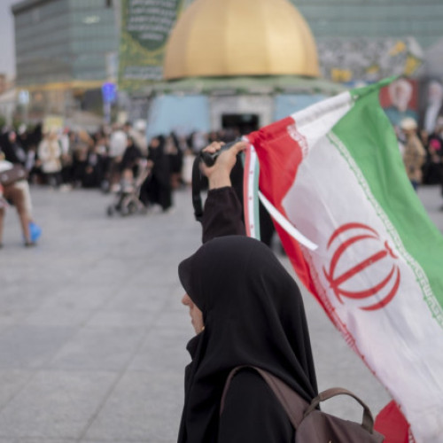 Iranienii își vor alege președintele dintre cei șase candidați aprobați de Consiliul Gardienilor