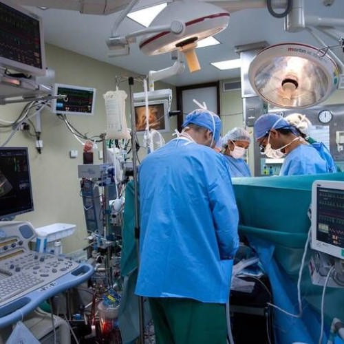 Un băiat de 13 ani, primul pacient din lume care beneficiază de un neurostimulator pentru epilepsie