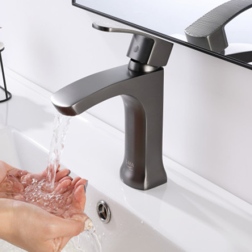 Sute de blocuri din Capitală rămân fără apă caldă din cauza unor reparații la rețeaua termică