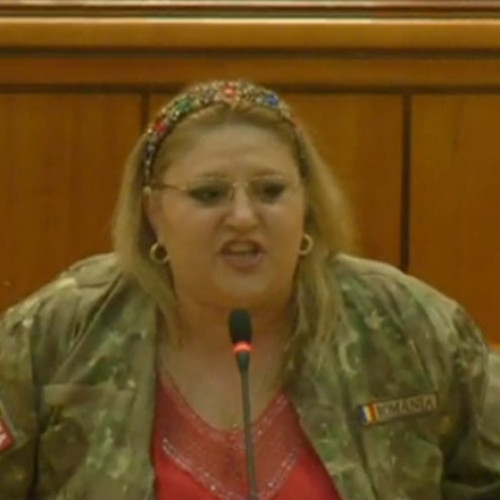 Diana Iovanovici-Sosoaca isi anunta candidatura la alegerile prezidentiale