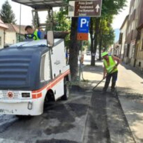 Încep lucrările la benzile dedicate transportului în comun în Brașov