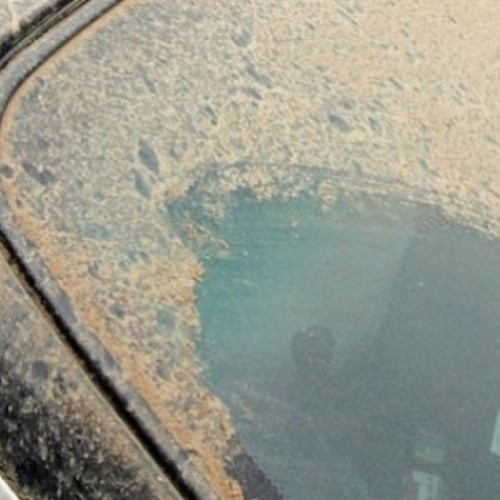 Un nou val de praf saharian va afecta România de miercuri