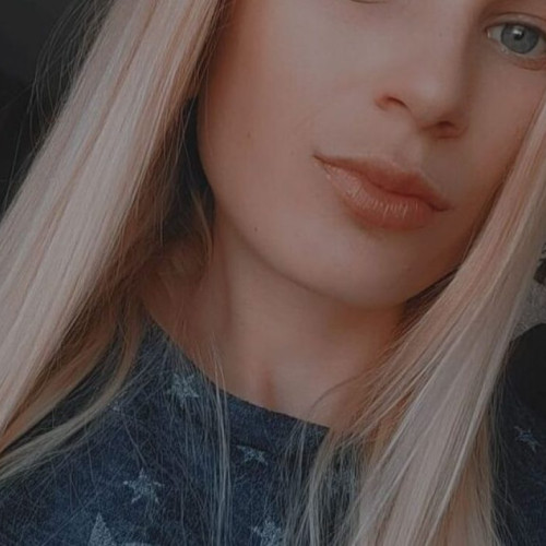 Lupta unei tinere mame cu scolioza: speranță și durere