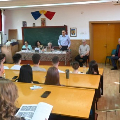 Filiala Harghita a Asociatiei Nationale Cultul Eroilor "Regina Maria" organiza evenimente pentru elevi și profesori