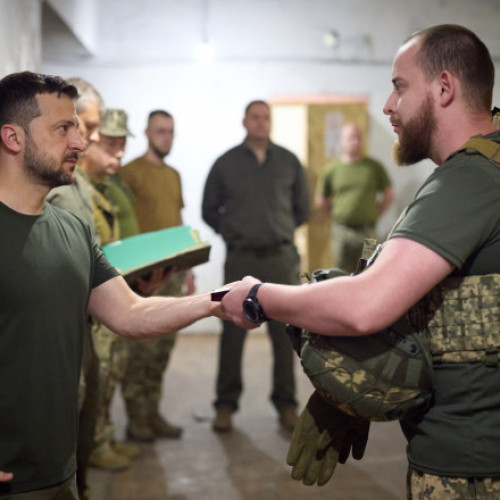 Volodimir Zelenski în vizită la Pokrovsk pentru a evalua situația pe front