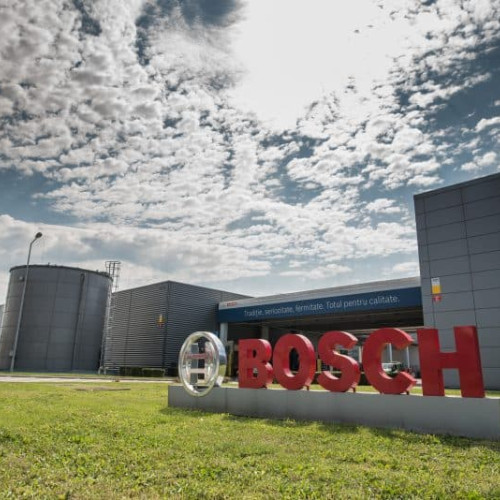 Bosch ar putea achiziționa Whirlpool pentru a-și extinde prezența pe piața aparatelor de uz casnic