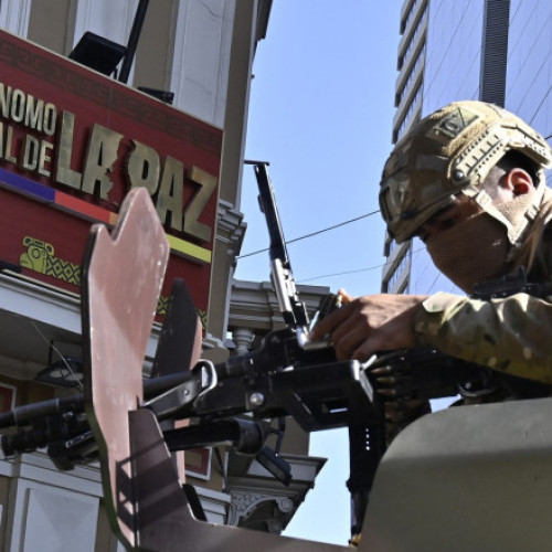 Palatul prezidențial din Bolivia asediat de soldați: tentativă de lovitură de stat?