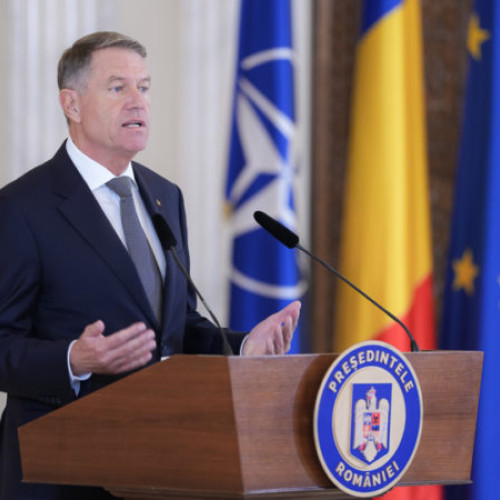 Președintele Klaus Iohannis a semnat decretele pentru acordarea Drapelului de luptă