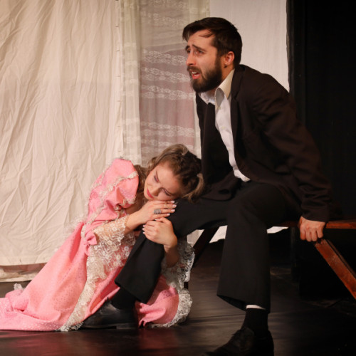 Ultimul spectacol al stagiunii la Teatrul Dramatic "Fani Tardini"