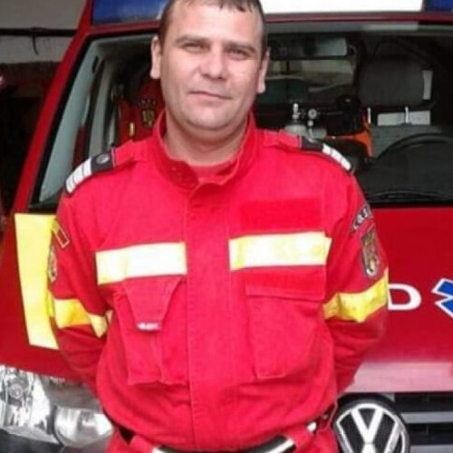Pompierul Ovidiu, eroul de la ISU Botoșani, salvează vieți într-un accident rutier grav la Hârlești