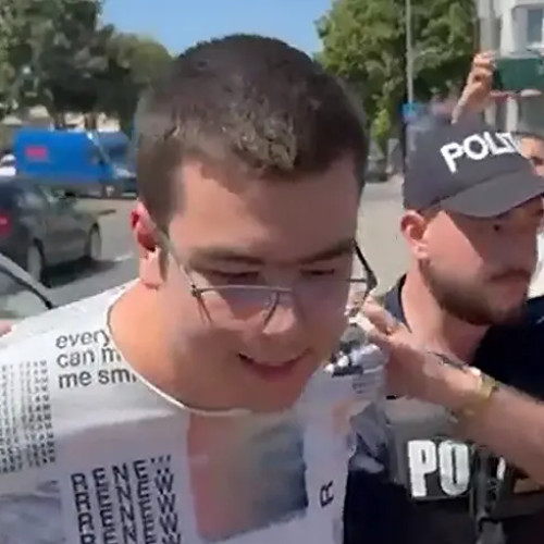 Decizie de reținere pentru 30 de zile