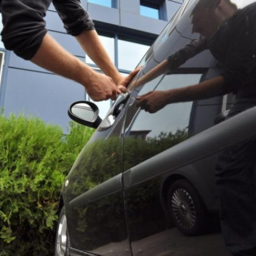 Bărbat reținut la Cluj pentru furturi în valoare de peste 8.100 de euro