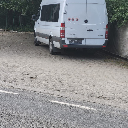 Polițiștii gorjeni descoperă un autobuz cu documente de transport expirate