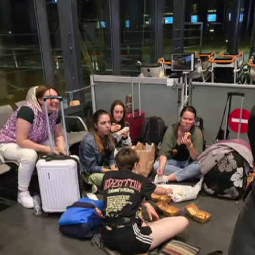 Haos în aeroporturile din Europa, inclusiv în România