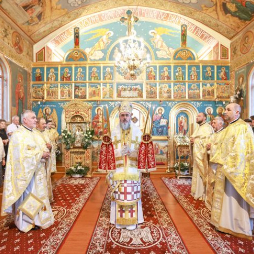 Credincioșii bisericii "Sfinții Apostoli Petru și Pavel" din Panciu și-au serbat hramul