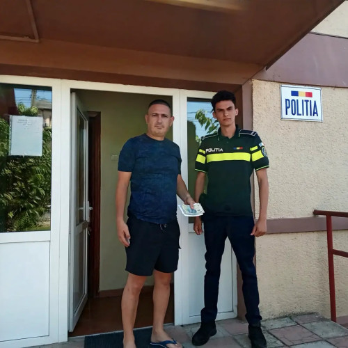 Incident la bancomat: 5.000 de lei găsiți și returnați proprietarului