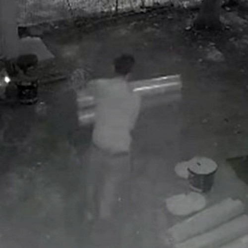 Bărbat din Gorj, prins încercând să fure materiale de construcție în Petroșani