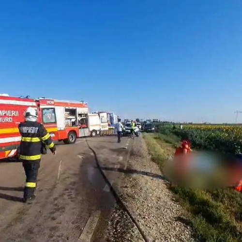 Accident tragic pe DN2 "Drumul Mortii": Cinci persoane, inclusiv doi copii, au murit