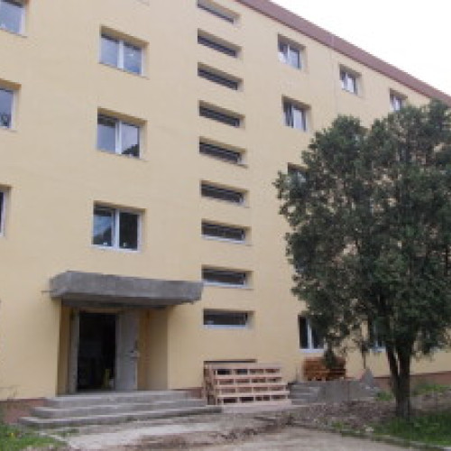 Locatarii locuințelor sociale din Brașov trebuie să respecte reguli stricte pentru a-și menține contractele de închiriere