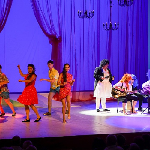 Trupa Harag Gyorgy își încheie stagiunea cu o gală memorabilă la Satu Mare