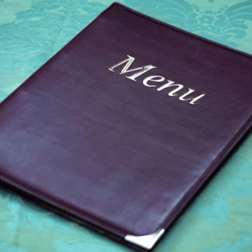 Aproape 200 de magazine și restaurante de pe litoral, verificate de inspectorii sanitari