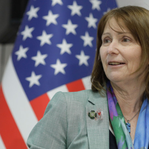 România e apreciată pentru performanțele sale în NATO, spune ambasadoarea SUA