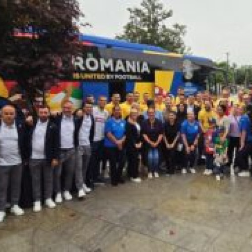 Echipa națională a României întâmpinată de sute de suporteri la revenirea de la EURO 2024