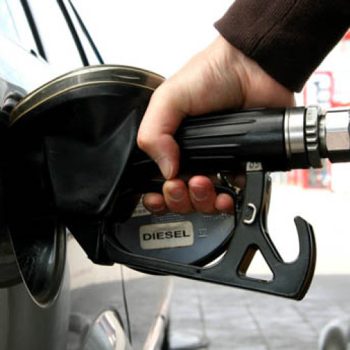 Prețurile carburanților cresc din nou, atingând 7,60 lei pe litru