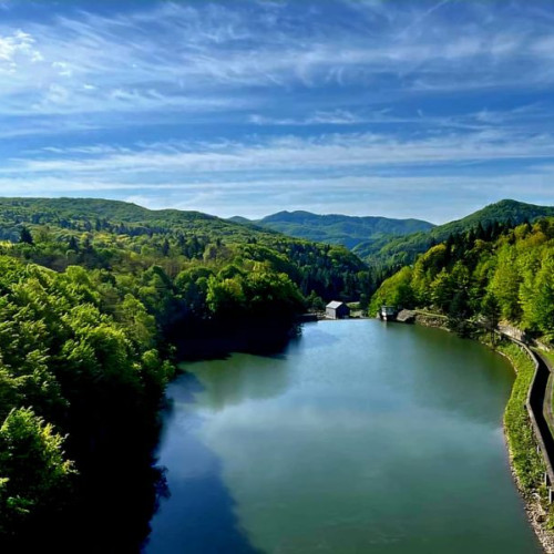 Specialiștii de la Apele Române monitorizează debitul scăzut al râurilor