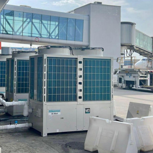 Cinci noi echipamente de aer condiționat puse în funcțiune la Aeroportul Henri Coandă