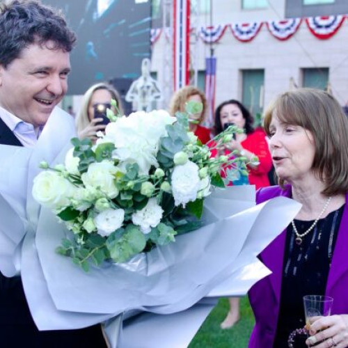 Primăria Capitalei, deschisă colaborării cu investitorii americani