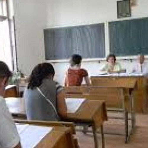Zeci de absolvenți de liceu au lipsit de la proba la alegere a profilului și specializării