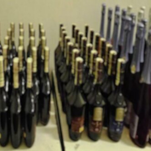 Băuturi și țigări ascunse, descoperite la Vama Albița