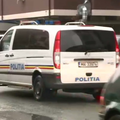 Opt polițiști și un jandarm din Brașov, suspectați de corupție, audiați de procurori