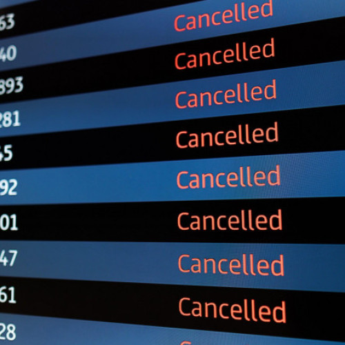 Intarzierile si anularile de zboruri au crescut cu 47% in luna iunie